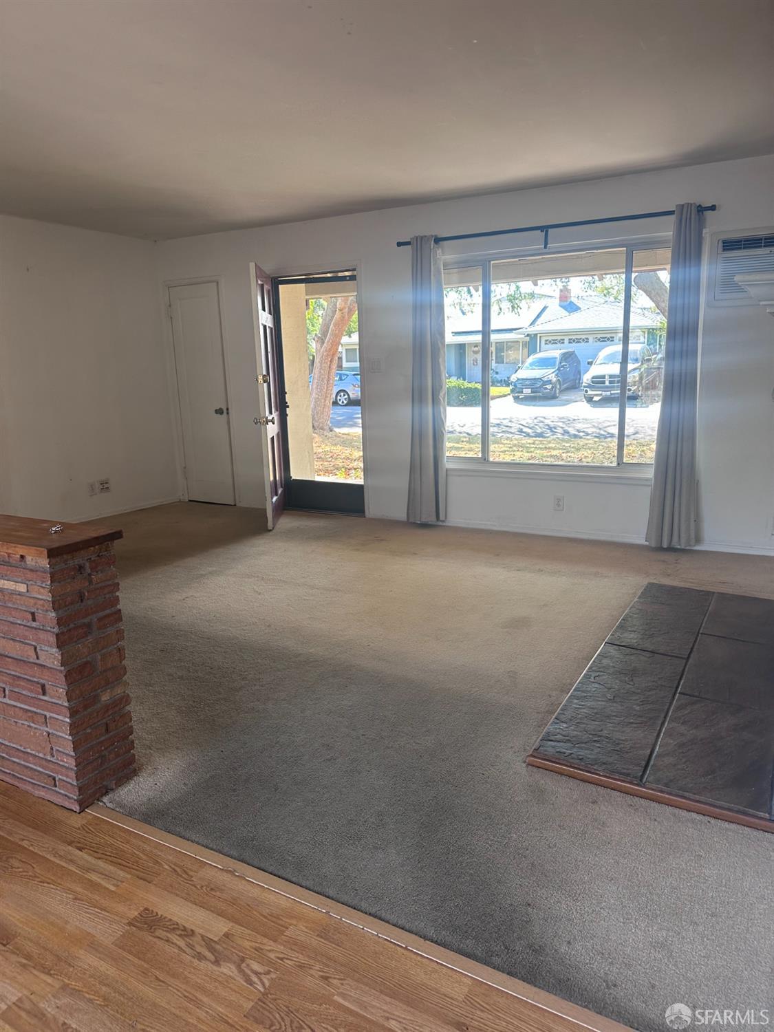 Detail Gallery Image 2 of 17 For 2425 Geraldine Dr, Pleasant Hill,  CA 94523 - 3 Beds | 1 Baths