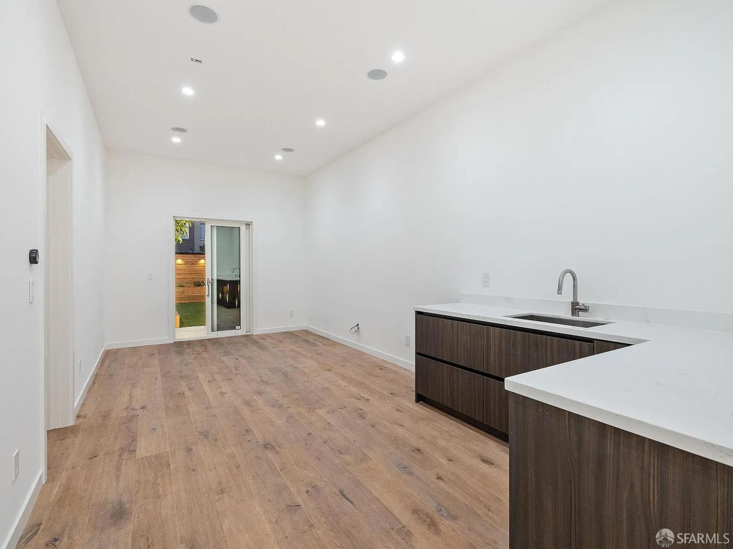 Detail Gallery Image 53 of 87 For 172 18th Ave, San Francisco,  CA 94121 - – Beds | – Baths