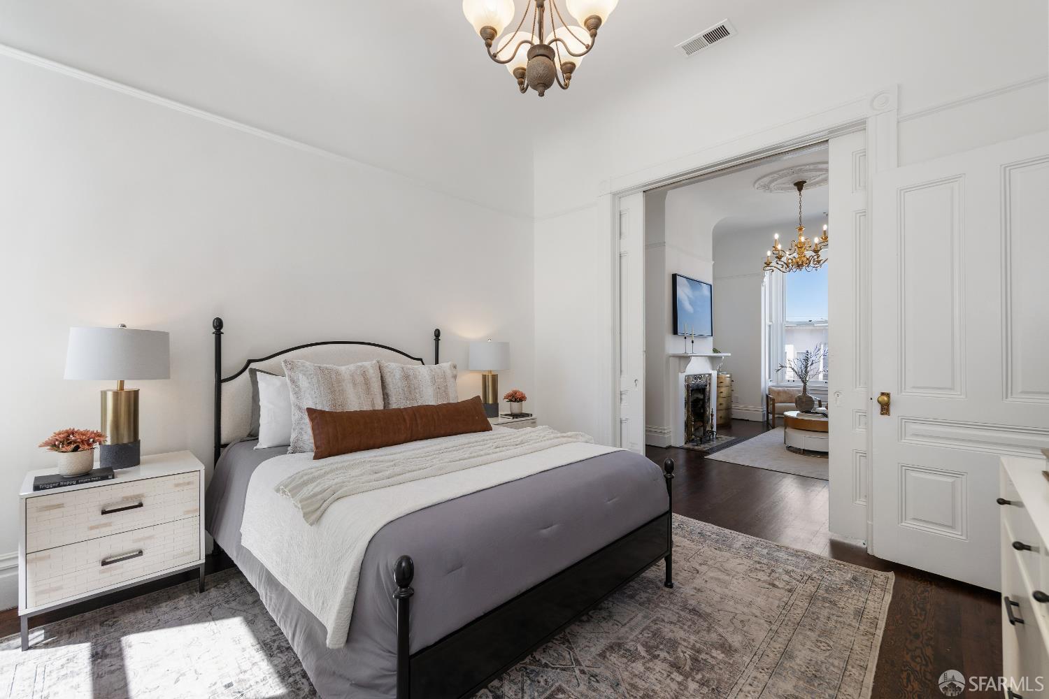 Photo #4: 425033212 Listing 