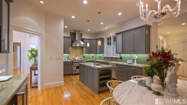 Detail Gallery Image 4 of 25 For 2878 Washington St, San Francisco,  CA 94115 - 3 Beds | 2/1 Baths