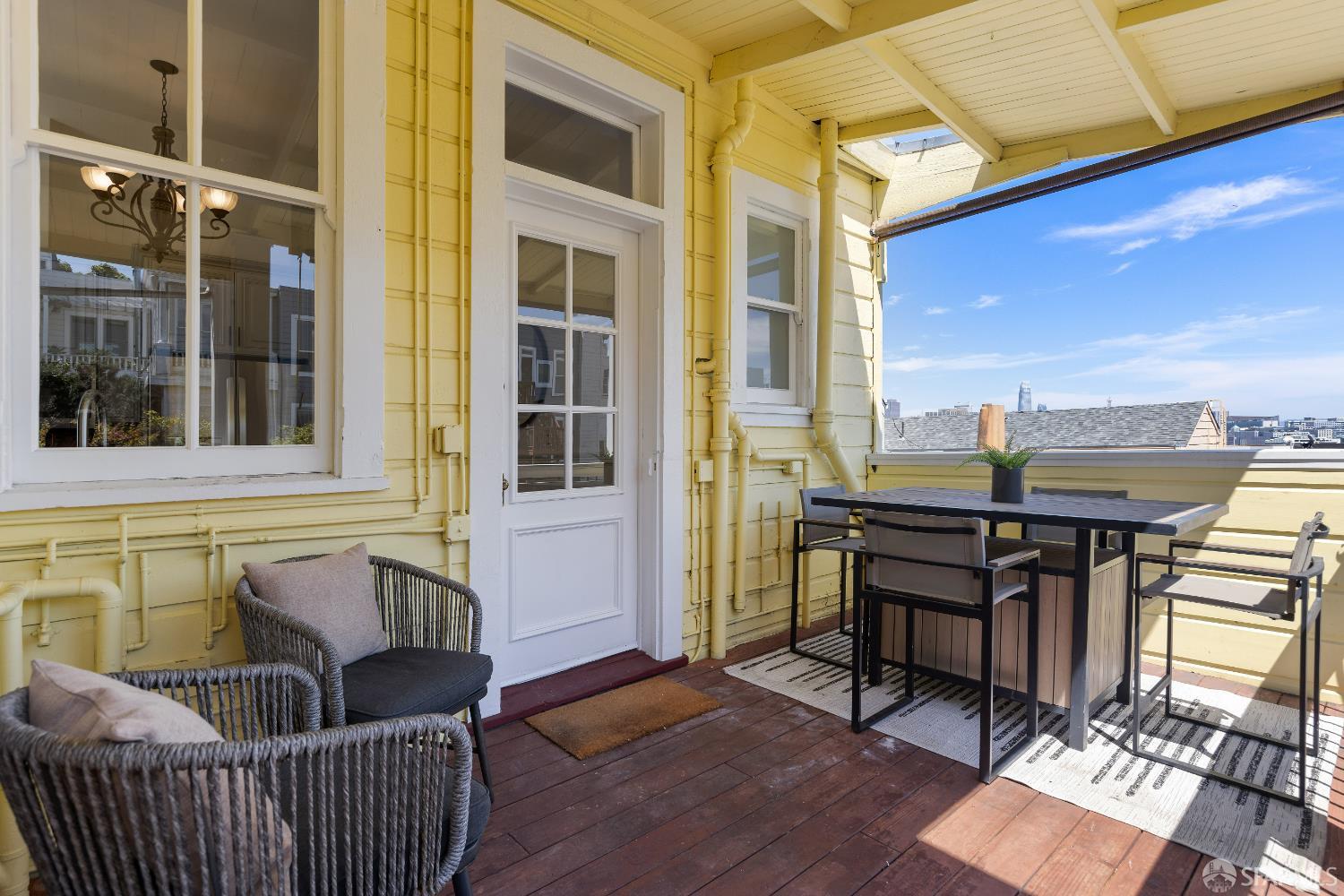 Photo #5: 425033212 Listing 