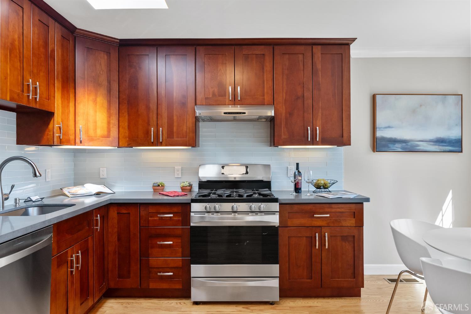 Detail Gallery Image 12 of 53 For 28 Melrose Ave, San Francisco,  CA 94131 - 2 Beds | 1 Baths