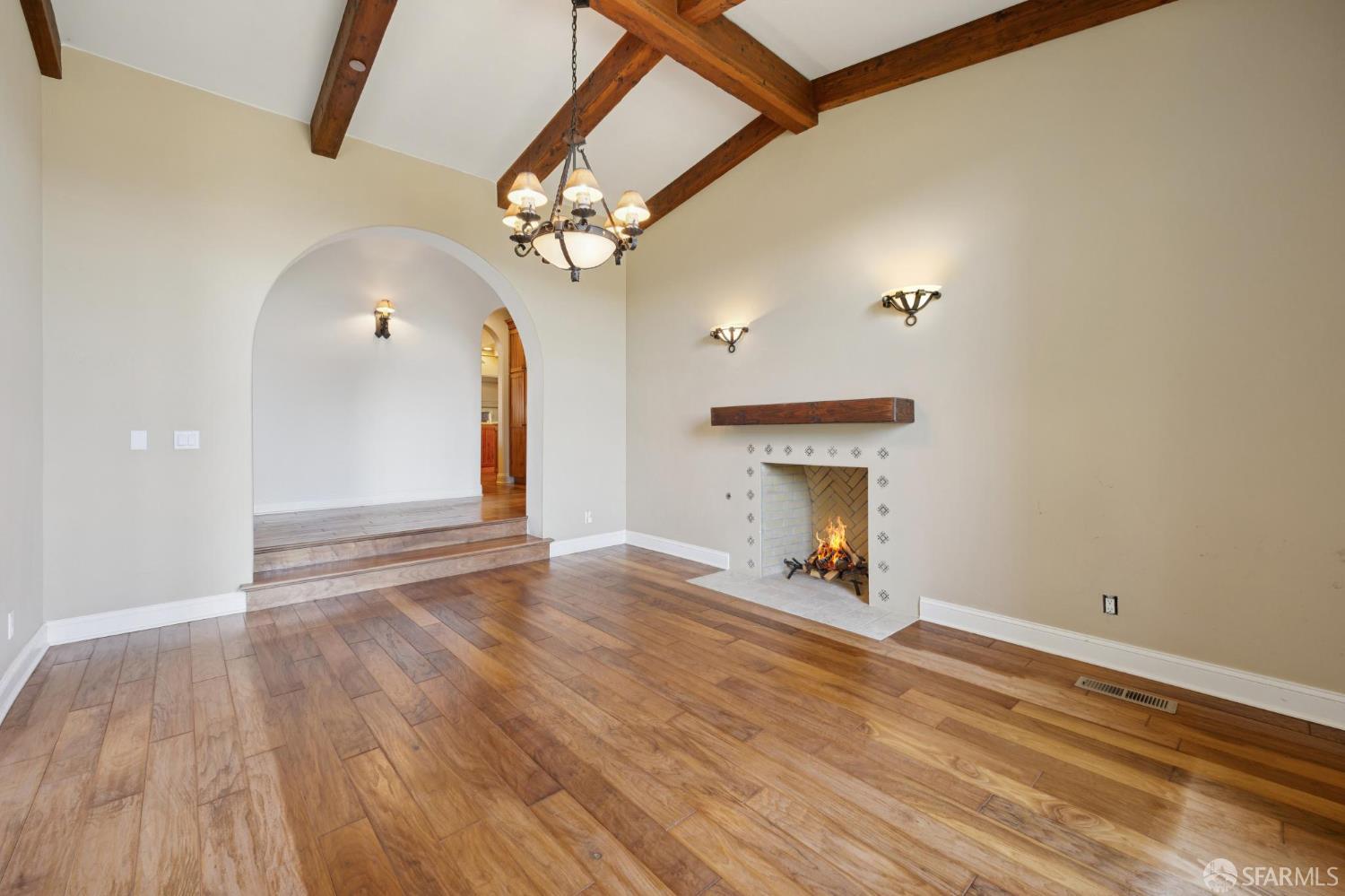 Detail Gallery Image 14 of 75 For 601 Belavida Rd, Monterey,  CA 94501 - 6 Beds | 6/1 Baths