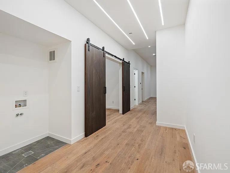 Detail Gallery Image 62 of 87 For 172 18th Ave, San Francisco,  CA 94121 - – Beds | – Baths
