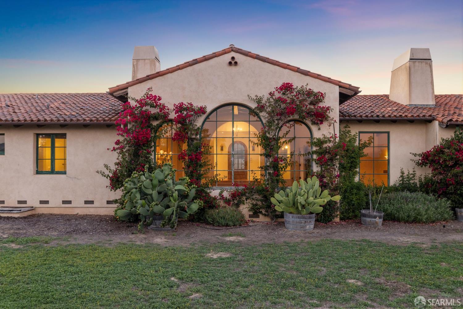 Detail Gallery Image 4 of 75 For 601 Belavida Rd, Monterey,  CA 94501 - 6 Beds | 6/1 Baths