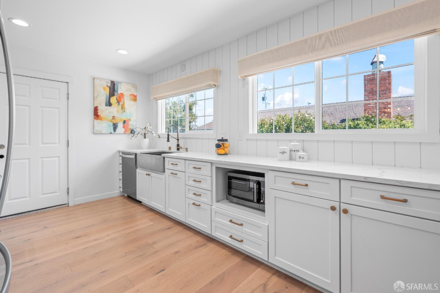 Detail Gallery Image 8 of 49 For 2491 Catalpa Way, San Bruno,  CA 94066 - 3 Beds | 2 Baths