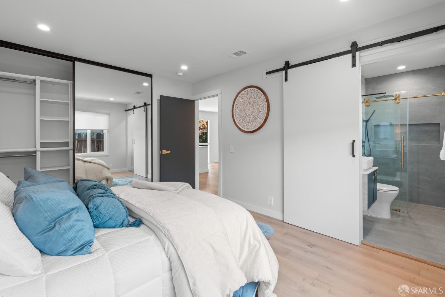 Detail Gallery Image 24 of 49 For 2491 Catalpa Way, San Bruno,  CA 94066 - 3 Beds | 2 Baths