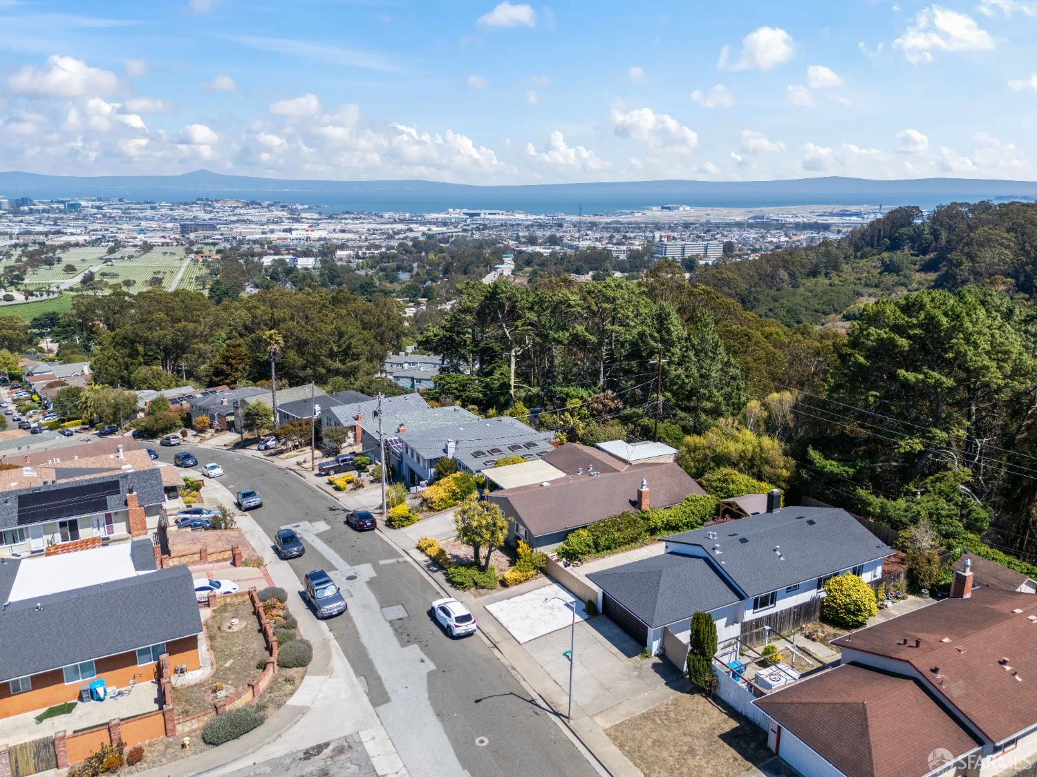 Detail Gallery Image 41 of 49 For 2491 Catalpa Way, San Bruno,  CA 94066 - 3 Beds | 2 Baths