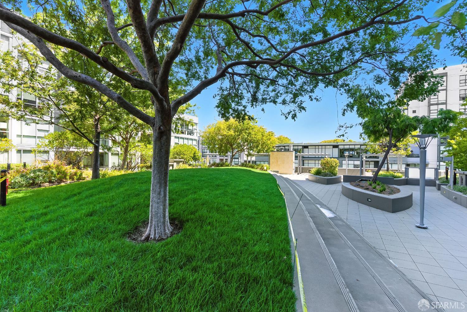 Detail Gallery Image 69 of 70 For 420 N Mission Bay Blvd #103,  San Francisco,  CA 94158 - 2 Beds | 2/1 Baths