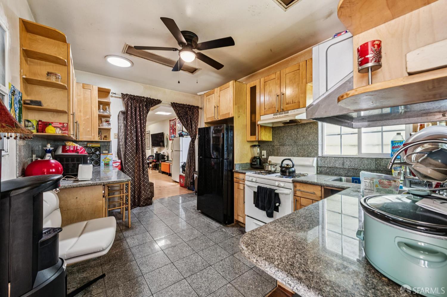 Detail Gallery Image 23 of 35 For 6323 3rd St, San Francisco,  CA 94124 - – Beds | – Baths