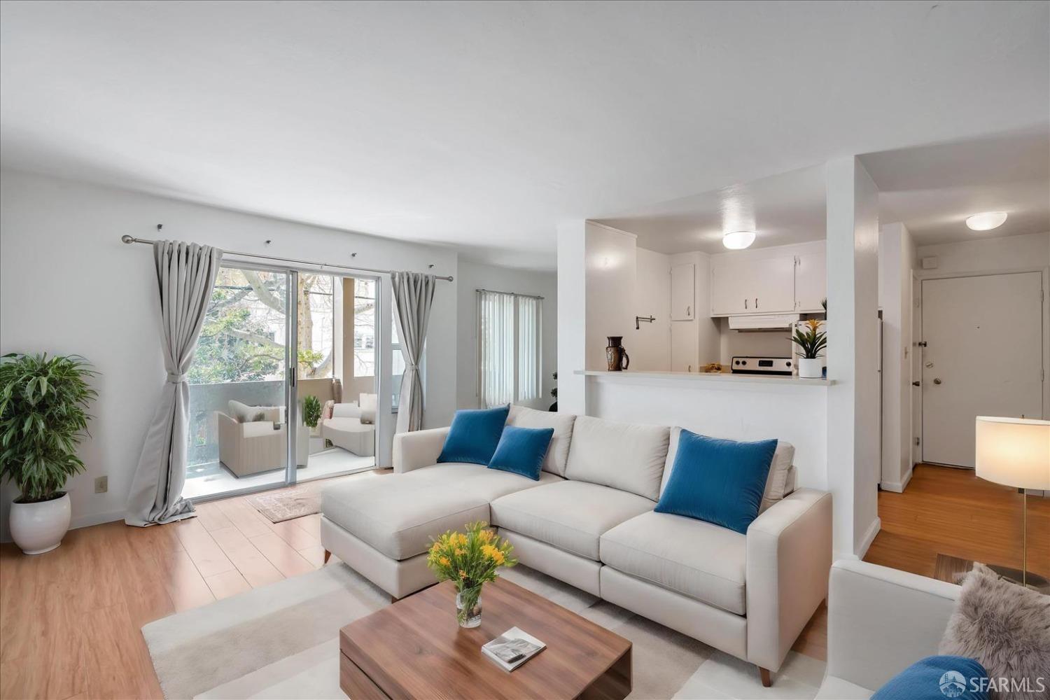 Detail Gallery Image 23 of 24 For 2201 Virginia St #3,  Berkeley,  CA 94709 - 1 Beds | 1 Baths