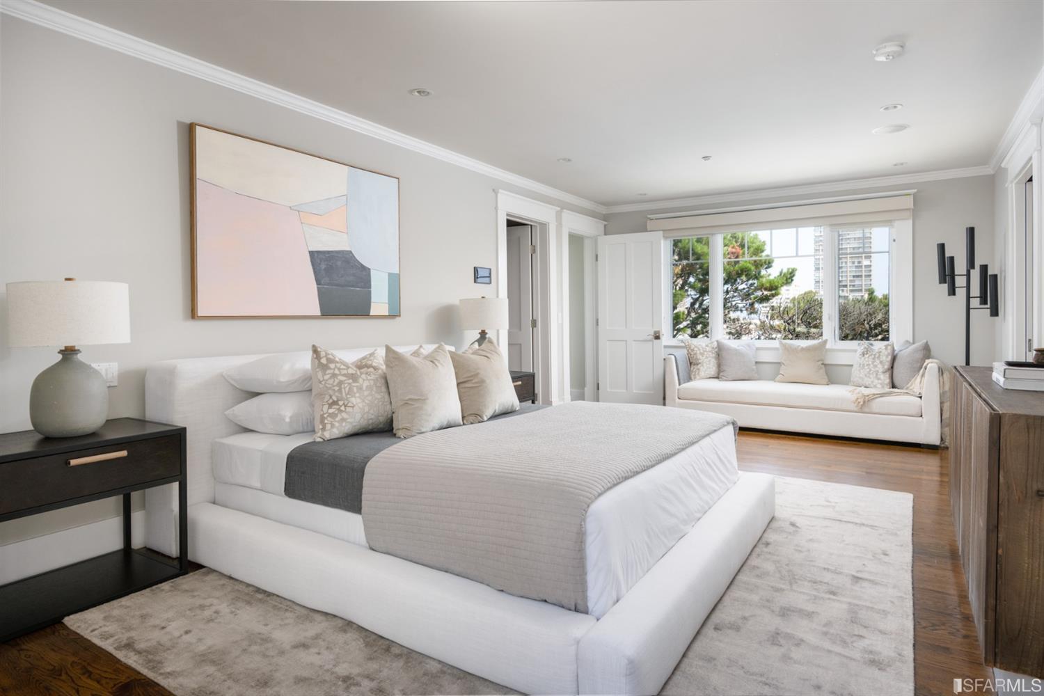 Detail Gallery Image 19 of 53 For 1266 Washington St, San Francisco,  CA 94108 - 5 Beds | 5 Baths