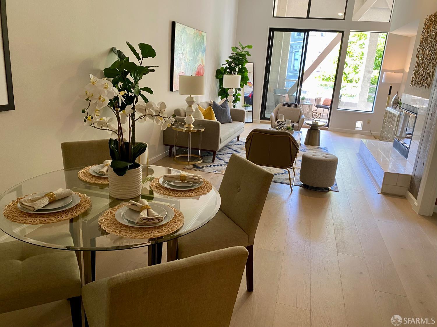 Detail Gallery Image 3 of 11 For 1960 Hayes St #2,  San Francisco,  CA 94117 - 1 Beds | 2 Baths