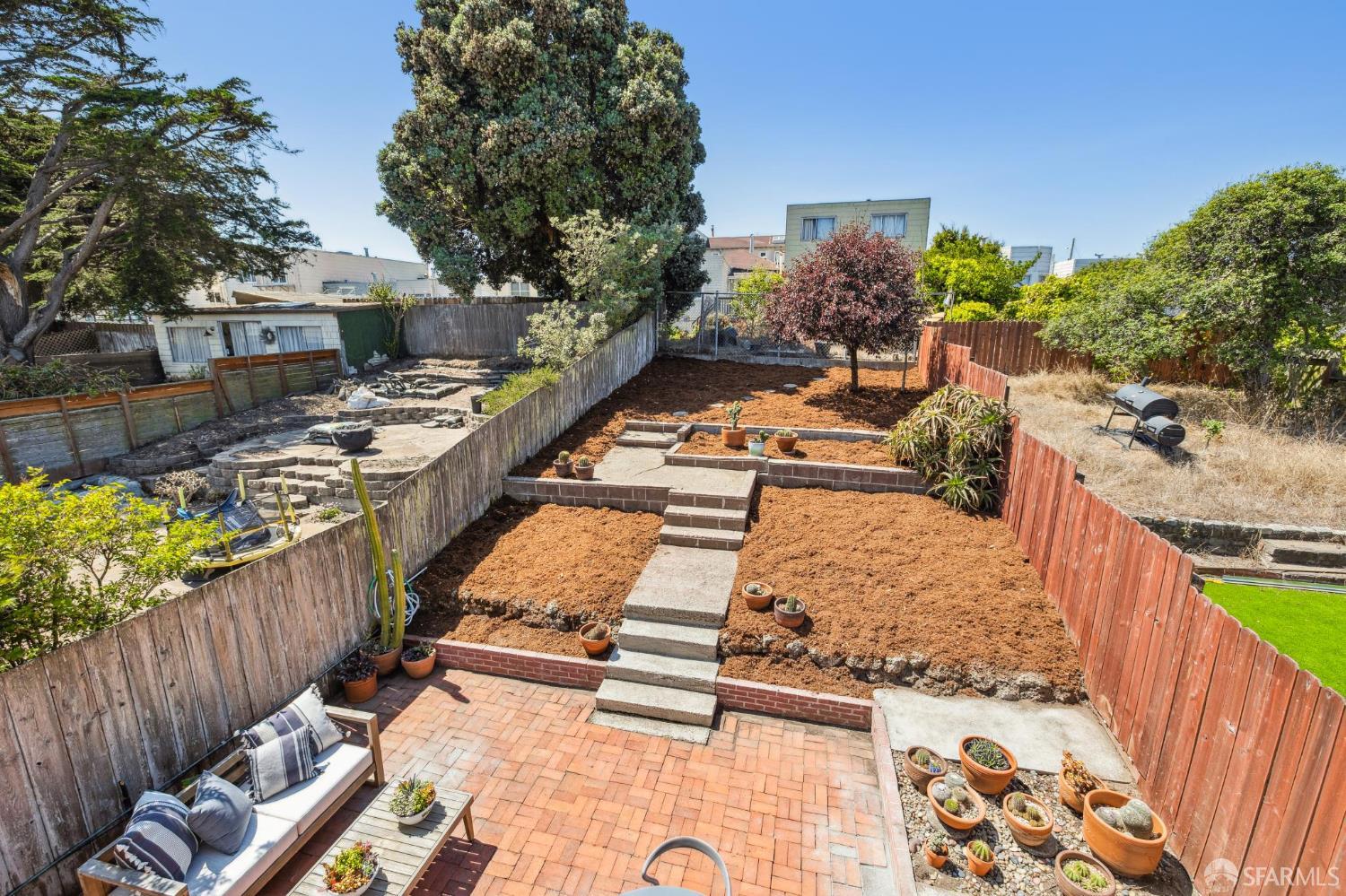 Detail Gallery Image 33 of 39 For 845 44th Ave, San Francisco,  CA 94121 - 2 Beds | 1 Baths