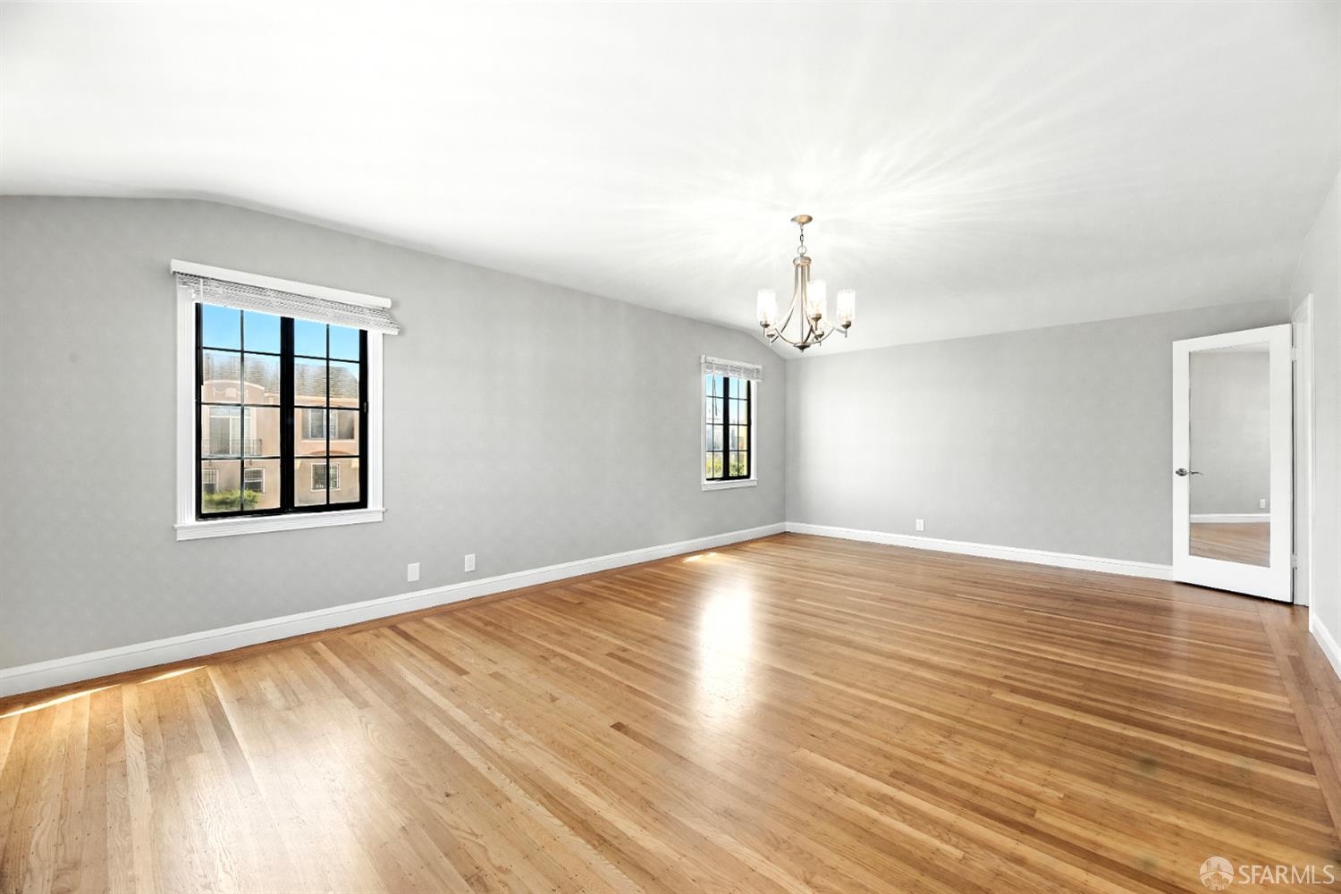 Detail Gallery Image 30 of 38 For 2801 Ocean Ave, San Francisco,  CA 94132 - 4 Beds | 3/1 Baths