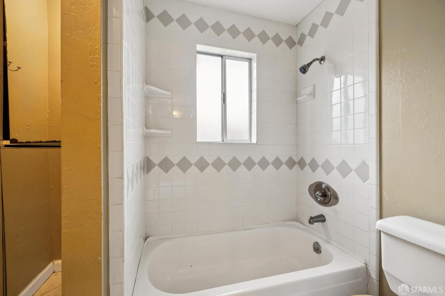 Detail Gallery Image 33 of 45 For 1063 Bodmin Ave, San Leandro,  CA 94579 - 3 Beds | 2 Baths