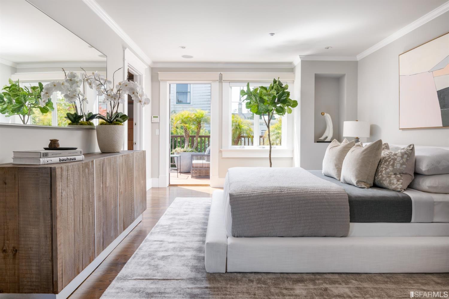 Detail Gallery Image 20 of 53 For 1266 Washington St, San Francisco,  CA 94108 - 5 Beds | 5 Baths