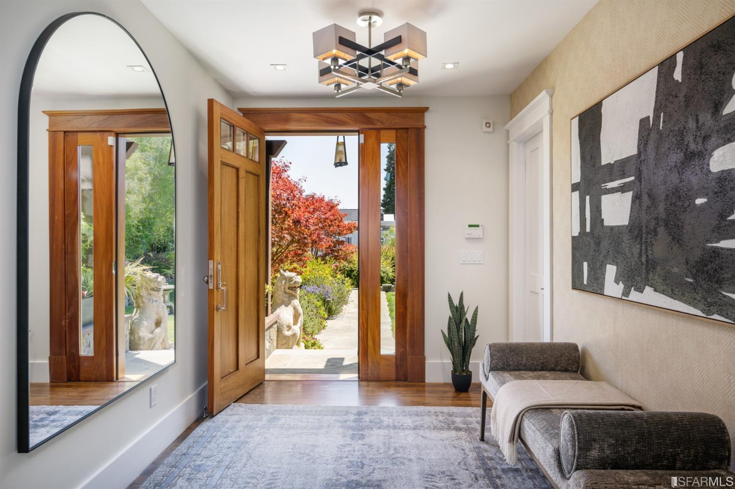 Detail Gallery Image 9 of 53 For 1266 Washington St, San Francisco,  CA 94108 - 5 Beds | 5 Baths