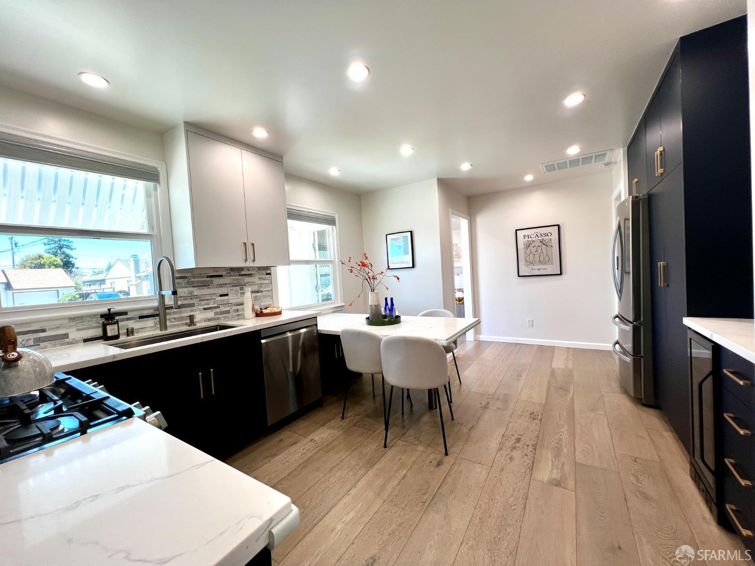 Detail Gallery Image 8 of 48 For 15032 Fleming St, San Leandro,  CA 94579 - 3 Beds | 2 Baths