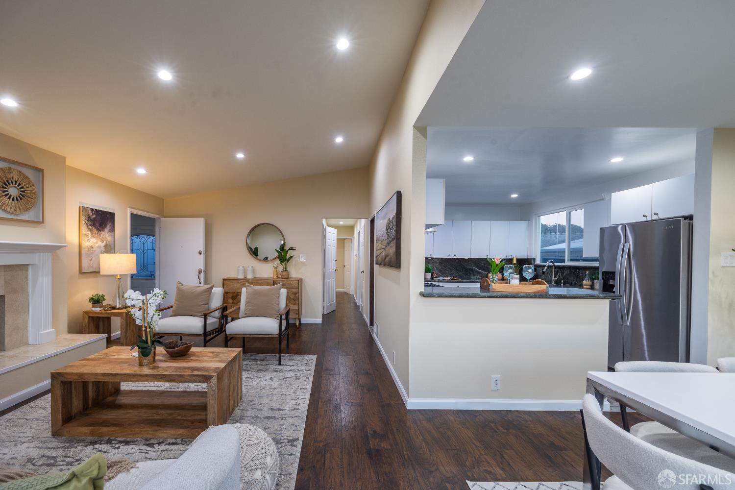 Detail Gallery Image 15 of 55 For 74 Clearview Dr, Daly City,  CA 94015 - 5 Beds | 4 Baths