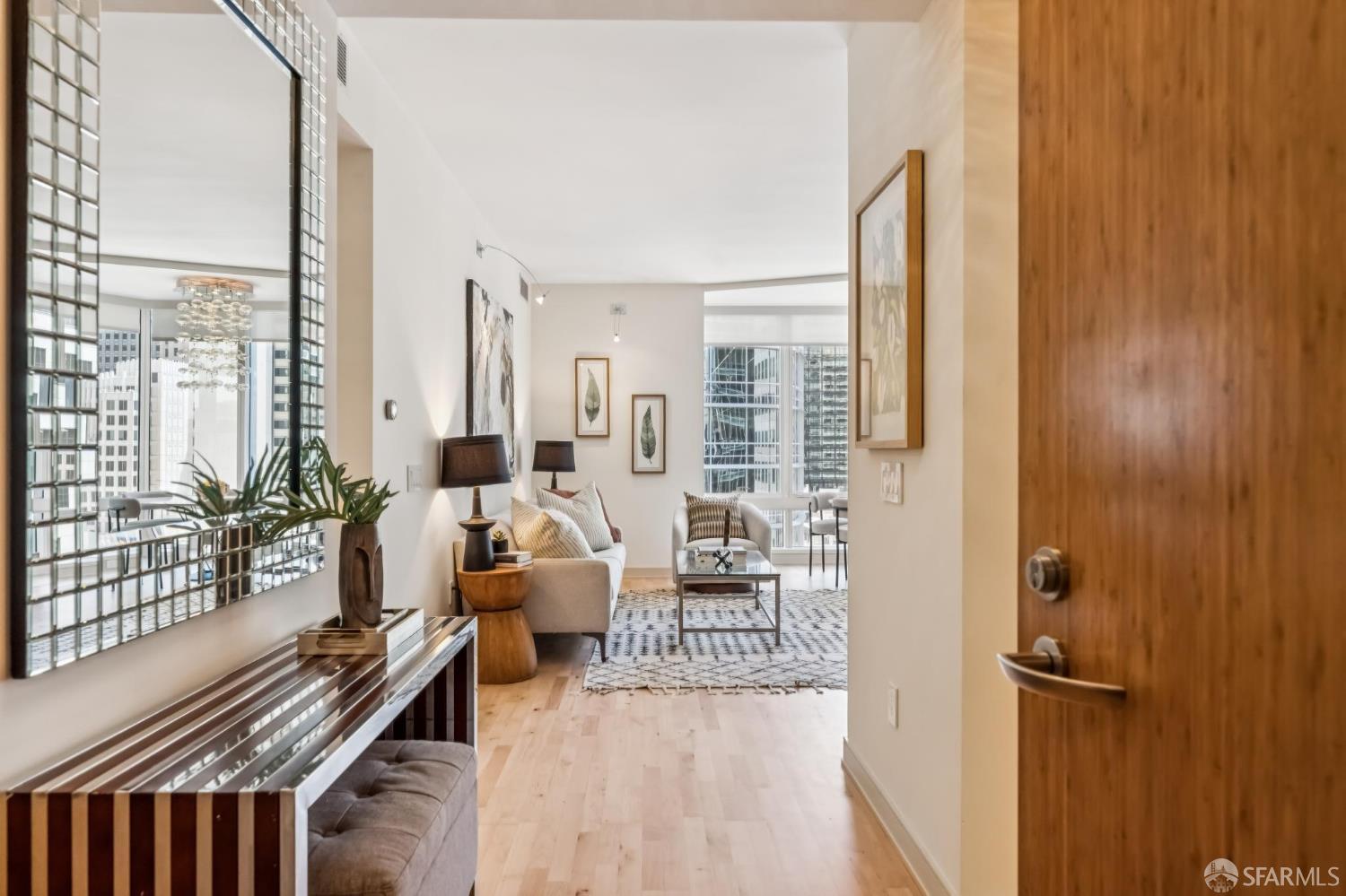 Photo #3: 425068950 Listing 