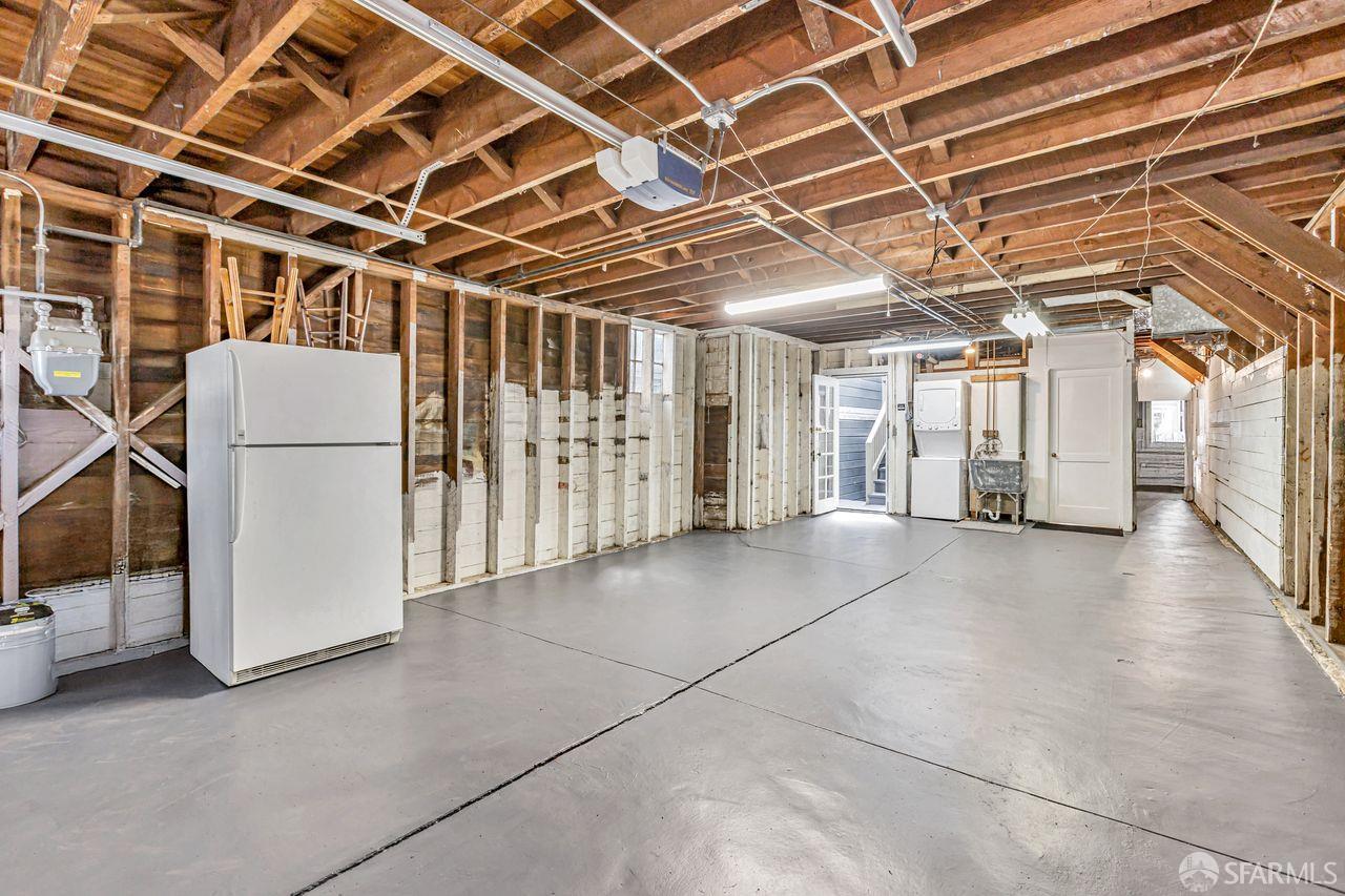 Detail Gallery Image 25 of 39 For 223 Raymond Ave, San Francisco,  CA 94134 - 3 Beds | 2 Baths