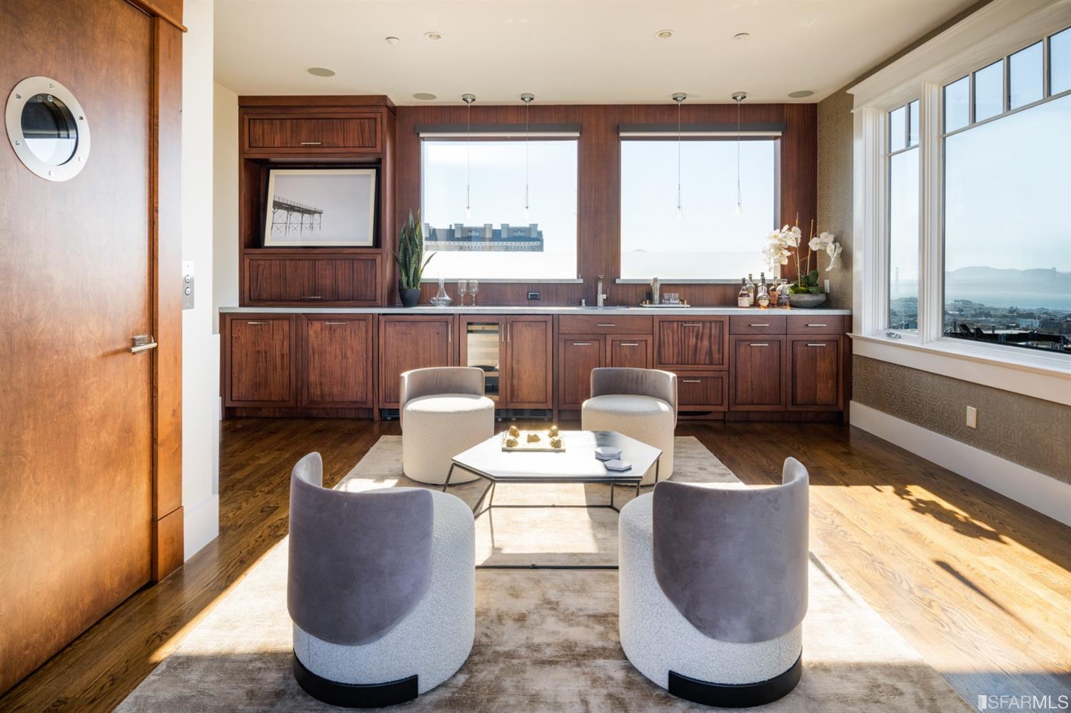 Detail Gallery Image 29 of 53 For 1266 Washington St, San Francisco,  CA 94108 - 5 Beds | 5 Baths