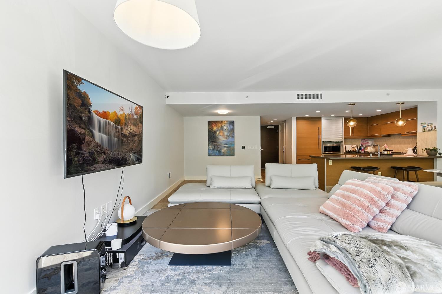 Detail Gallery Image 10 of 70 For 420 N Mission Bay Blvd #103,  San Francisco,  CA 94158 - 2 Beds | 2/1 Baths