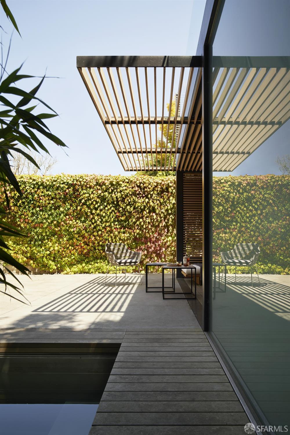 Detail Gallery Image 27 of 35 For 2626 Filbert St, San Francisco,  CA 94123 - 4 Beds | 4/1 Baths
