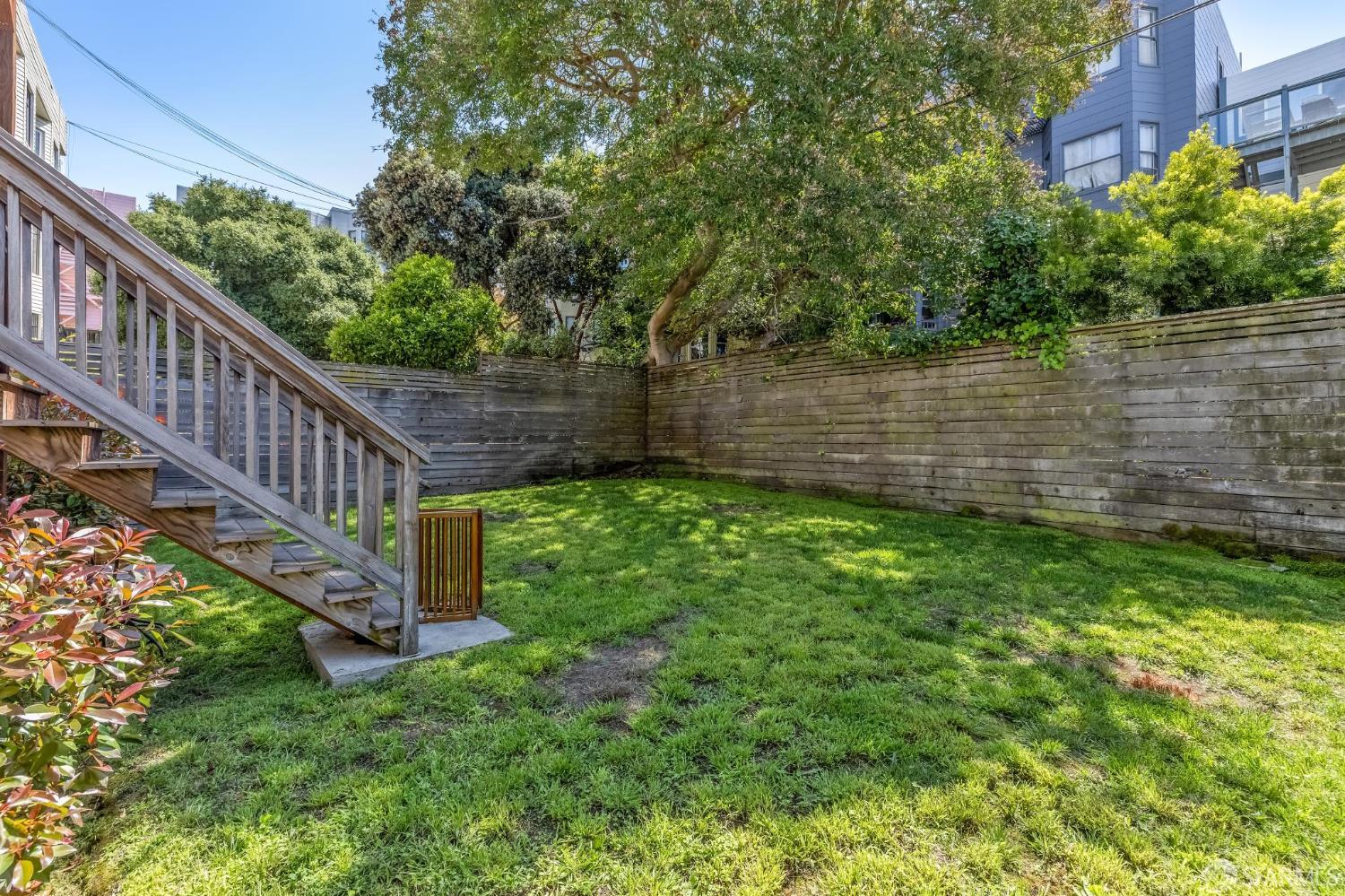 Detail Gallery Image 27 of 34 For 1653 Washington St, San Francisco,  CA 94109 - 3 Beds | 2 Baths