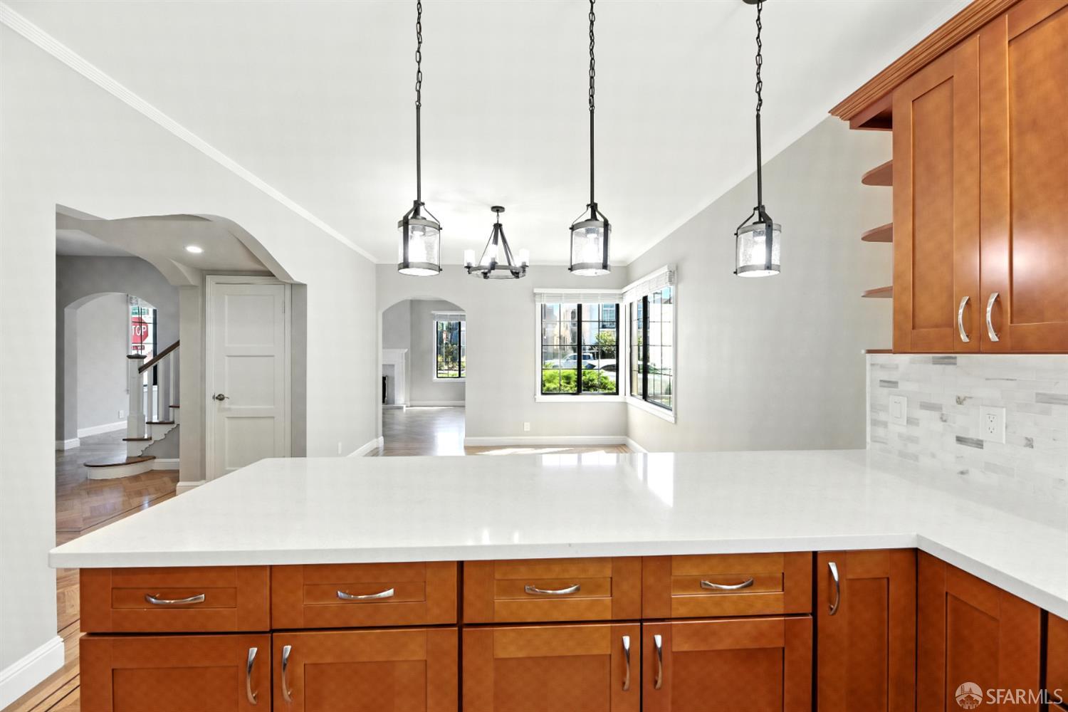 Detail Gallery Image 11 of 38 For 2801 Ocean Ave, San Francisco,  CA 94132 - 4 Beds | 3/1 Baths
