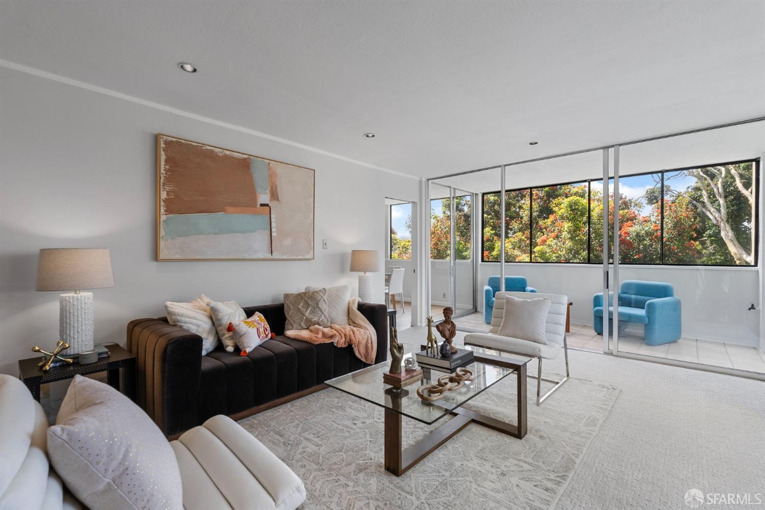 Photo #6: 425069056 Listing 