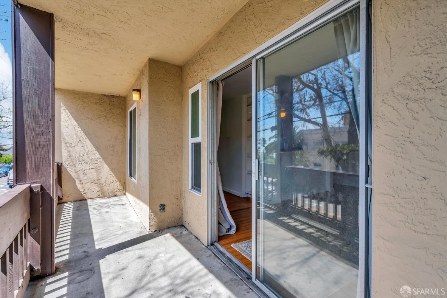 Detail Gallery Image 22 of 24 For 2201 Virginia St #3,  Berkeley,  CA 94709 - 1 Beds | 1 Baths