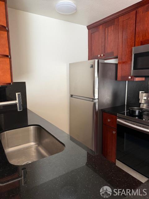 Detail Gallery Image 7 of 18 For 397 Imperial Way #306,  Daly City,  CA 94015 - 2 Beds | 2 Baths