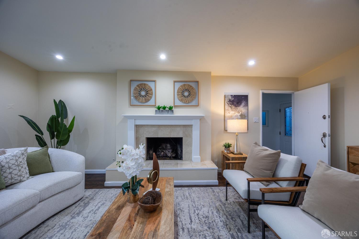 Detail Gallery Image 10 of 55 For 74 Clearview Dr, Daly City,  CA 94015 - 5 Beds | 4 Baths