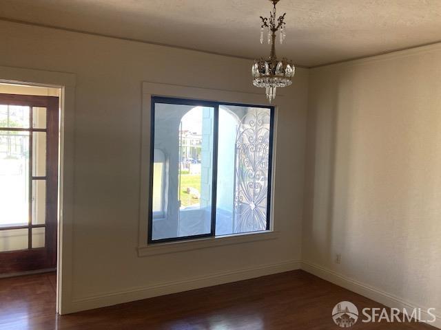 Detail Gallery Image 19 of 32 For 535 Felton St, San Francisco,  CA 94134 - 3 Beds | 1 Baths