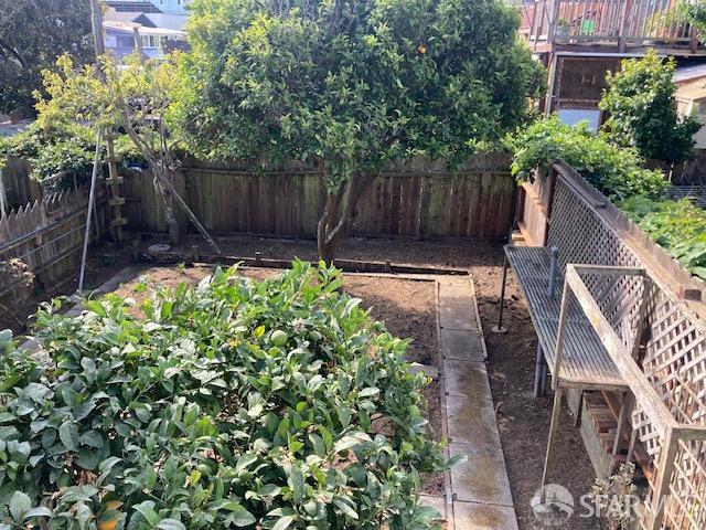 Detail Gallery Image 16 of 32 For 535 Felton St, San Francisco,  CA 94134 - 3 Beds | 1 Baths