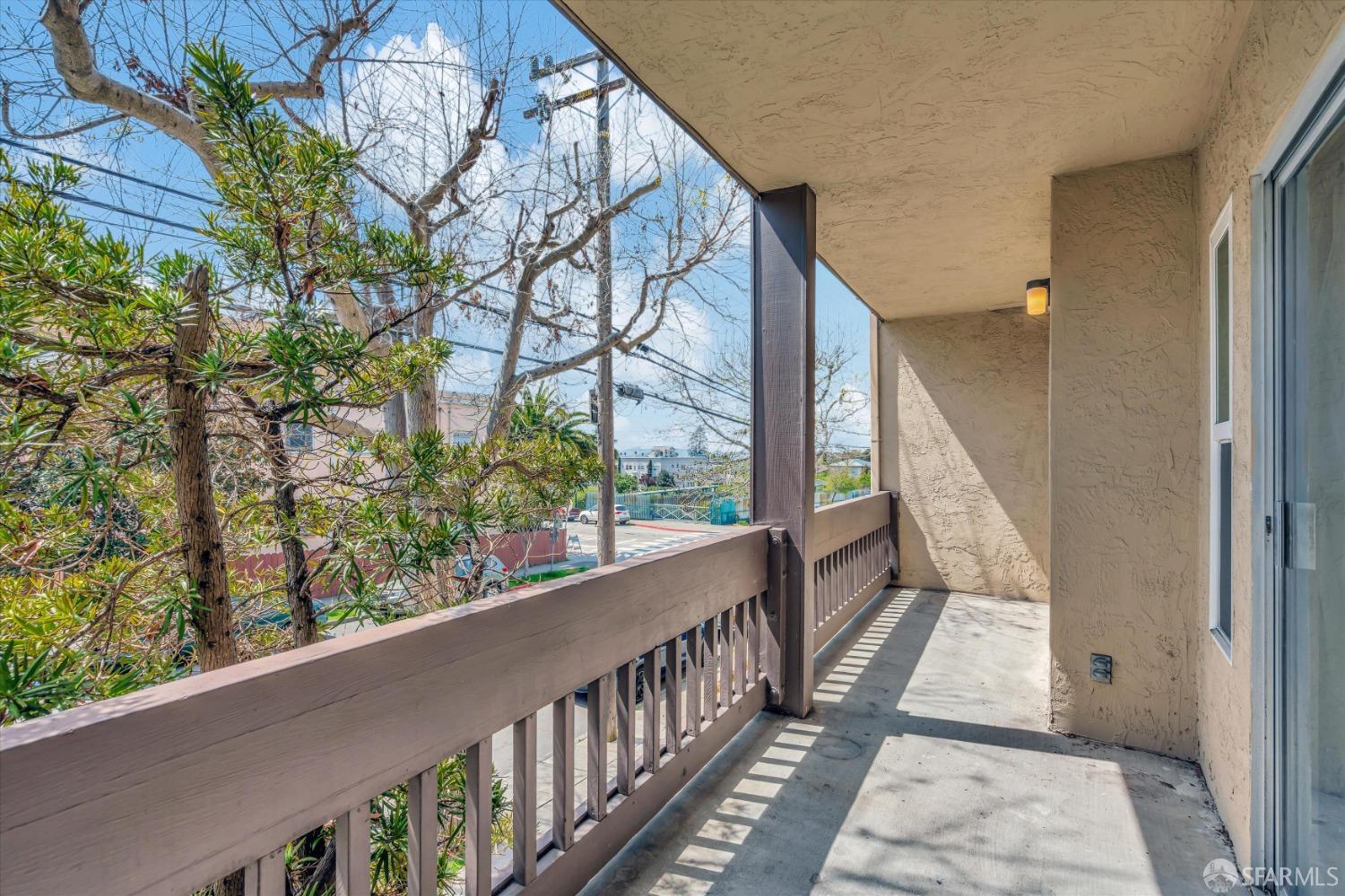 Detail Gallery Image 21 of 24 For 2201 Virginia St #3,  Berkeley,  CA 94709 - 1 Beds | 1 Baths