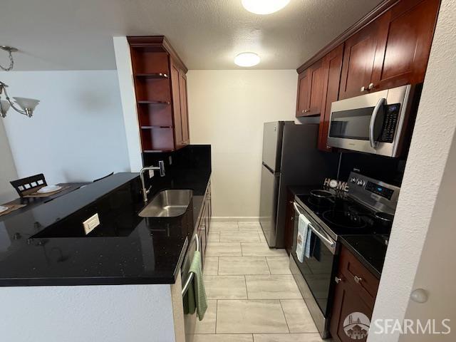 Detail Gallery Image 6 of 18 For 397 Imperial Way #306,  Daly City,  CA 94015 - 2 Beds | 2 Baths