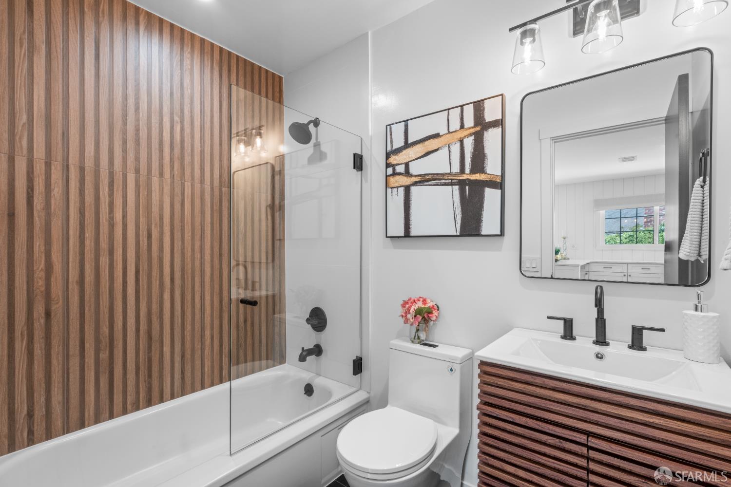 Detail Gallery Image 22 of 49 For 2491 Catalpa Way, San Bruno,  CA 94066 - 3 Beds | 2 Baths