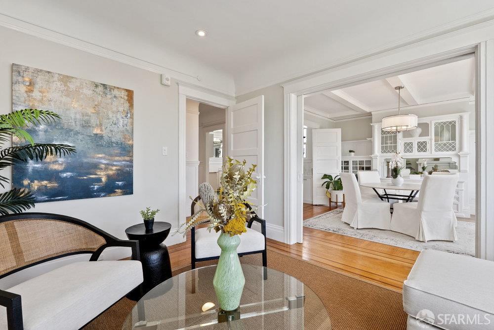 Photo #5: 425057912 Listing 