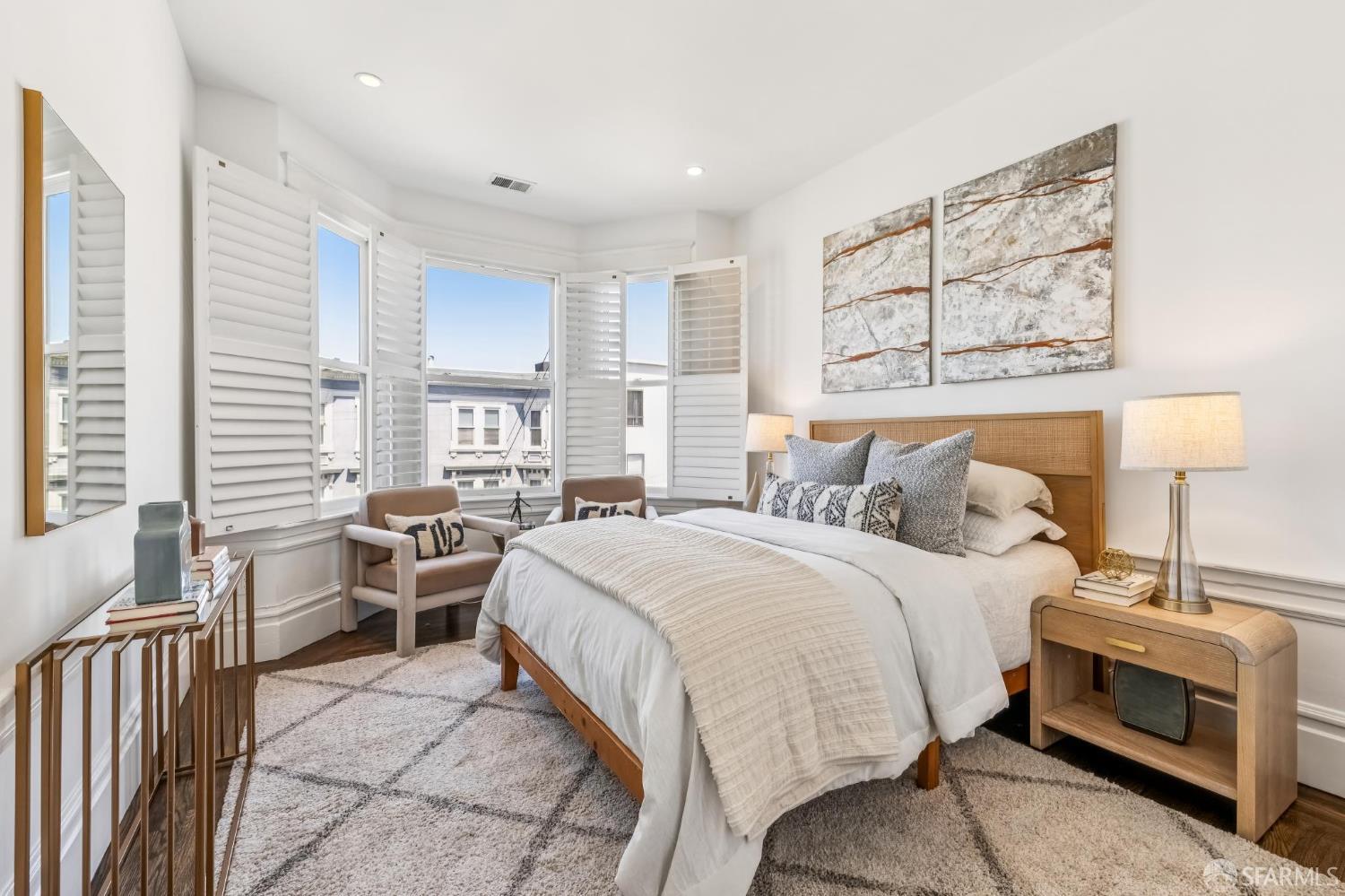 Detail Gallery Image 24 of 34 For 1653 Washington St, San Francisco,  CA 94109 - 3 Beds | 2 Baths