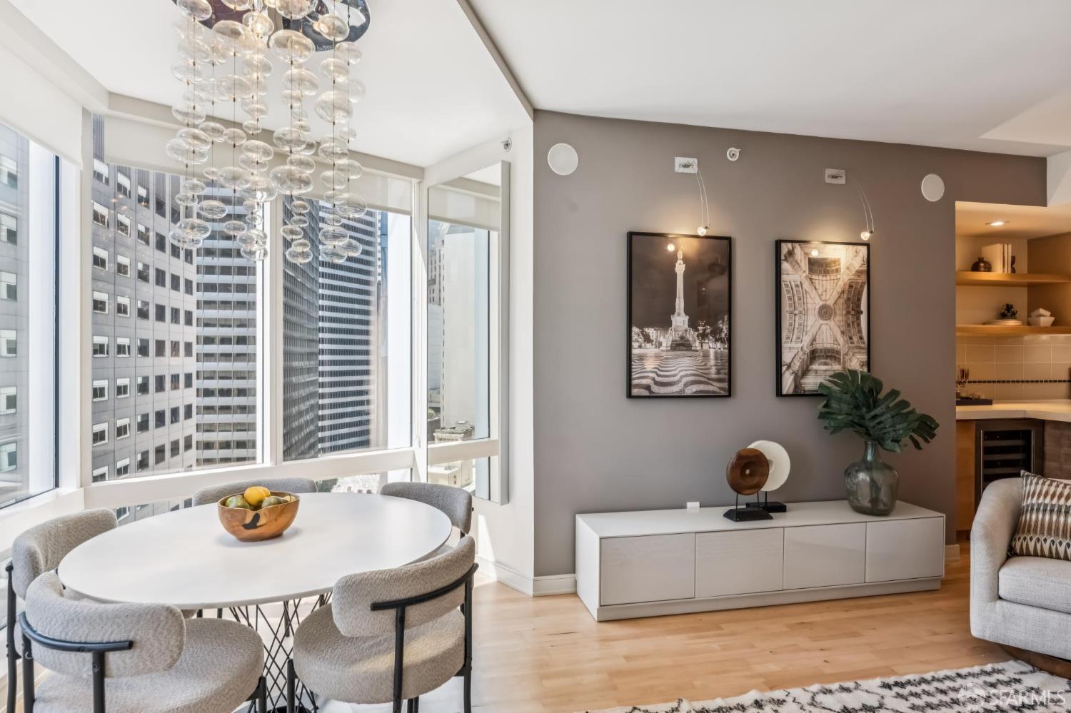 Photo #6: 425068950 Listing 
