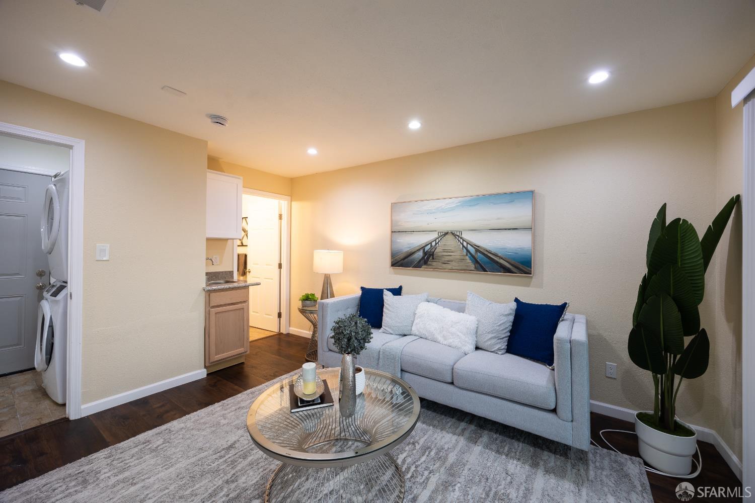 Detail Gallery Image 24 of 55 For 74 Clearview Dr, Daly City,  CA 94015 - 5 Beds | 4 Baths