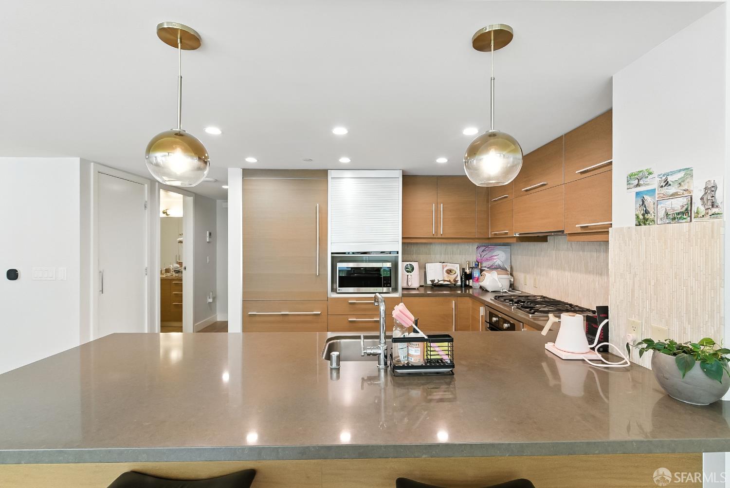 Detail Gallery Image 4 of 70 For 420 N Mission Bay Blvd #103,  San Francisco,  CA 94158 - 2 Beds | 2/1 Baths