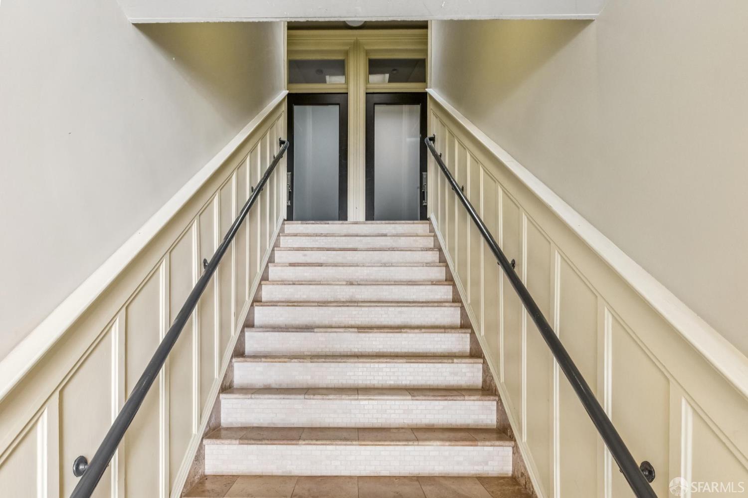 Detail Gallery Image 33 of 34 For 1653 Washington St, San Francisco,  CA 94109 - 3 Beds | 2 Baths