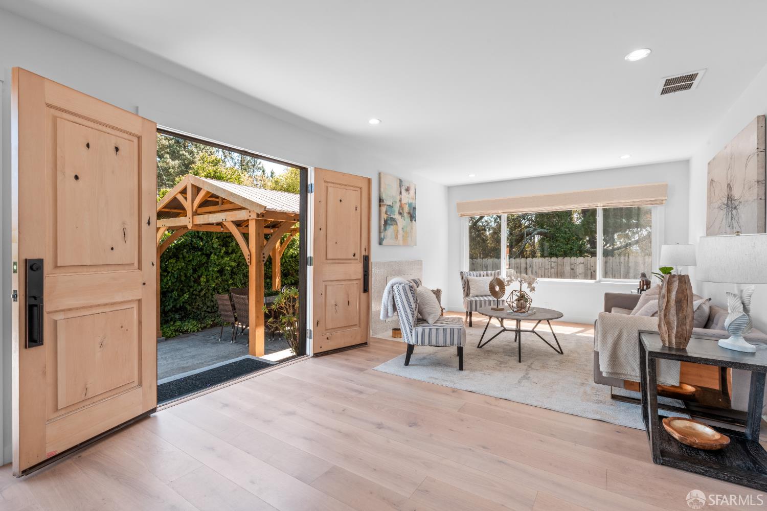Detail Gallery Image 2 of 49 For 2491 Catalpa Way, San Bruno,  CA 94066 - 3 Beds | 2 Baths