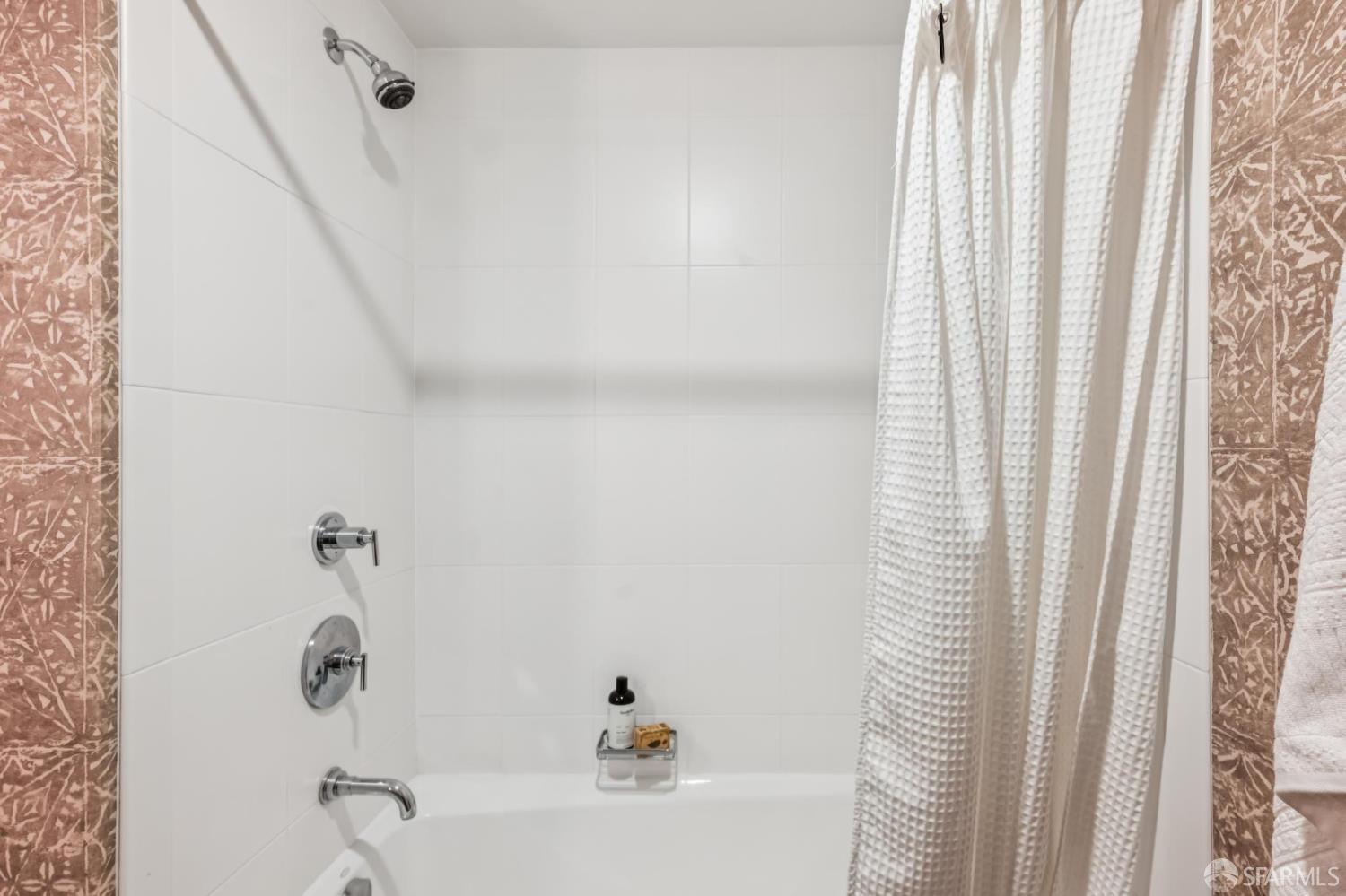 Photo #38: 425068950 Listing: Photo #38