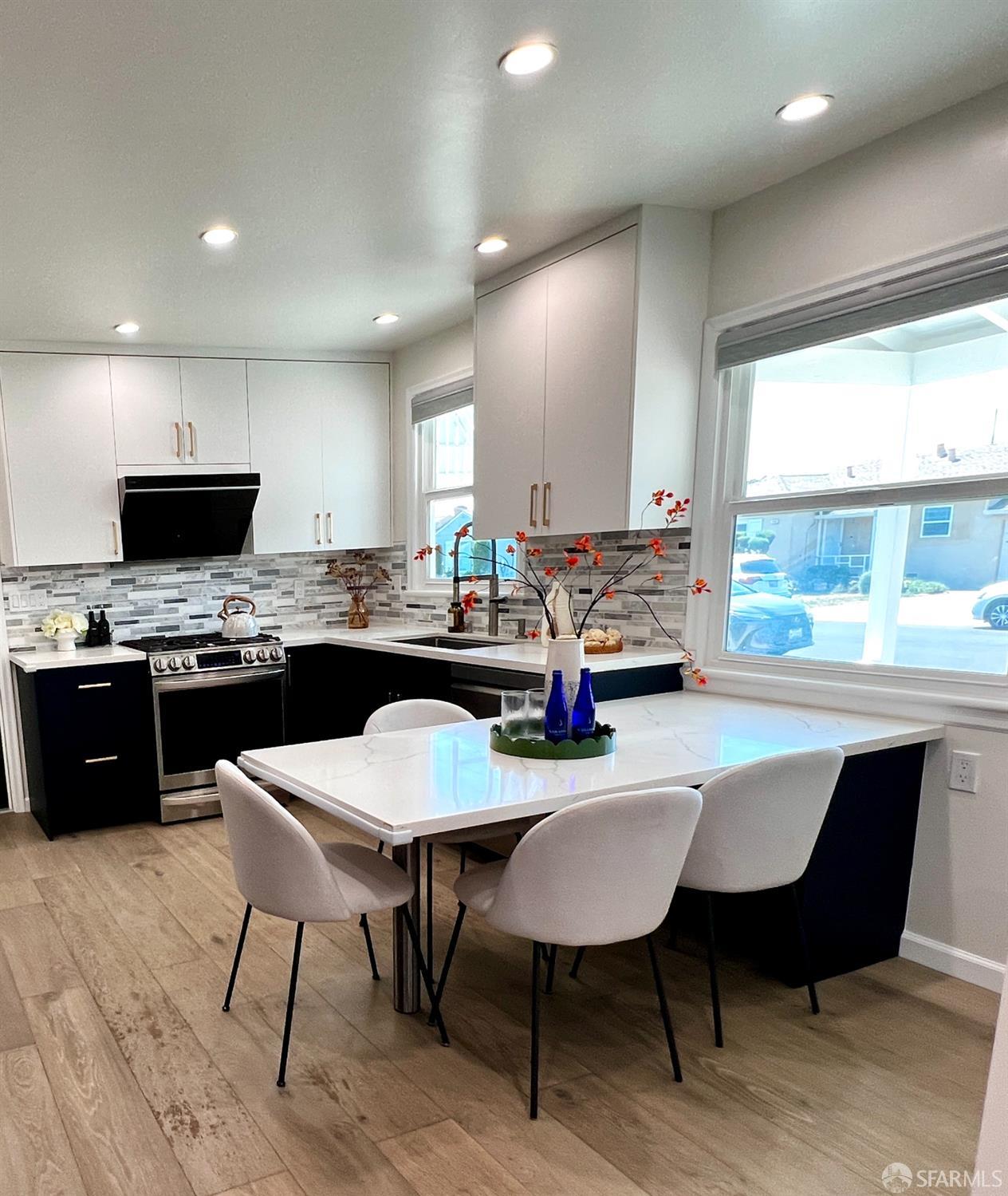 Detail Gallery Image 11 of 48 For 15032 Fleming St, San Leandro,  CA 94579 - 3 Beds | 2 Baths