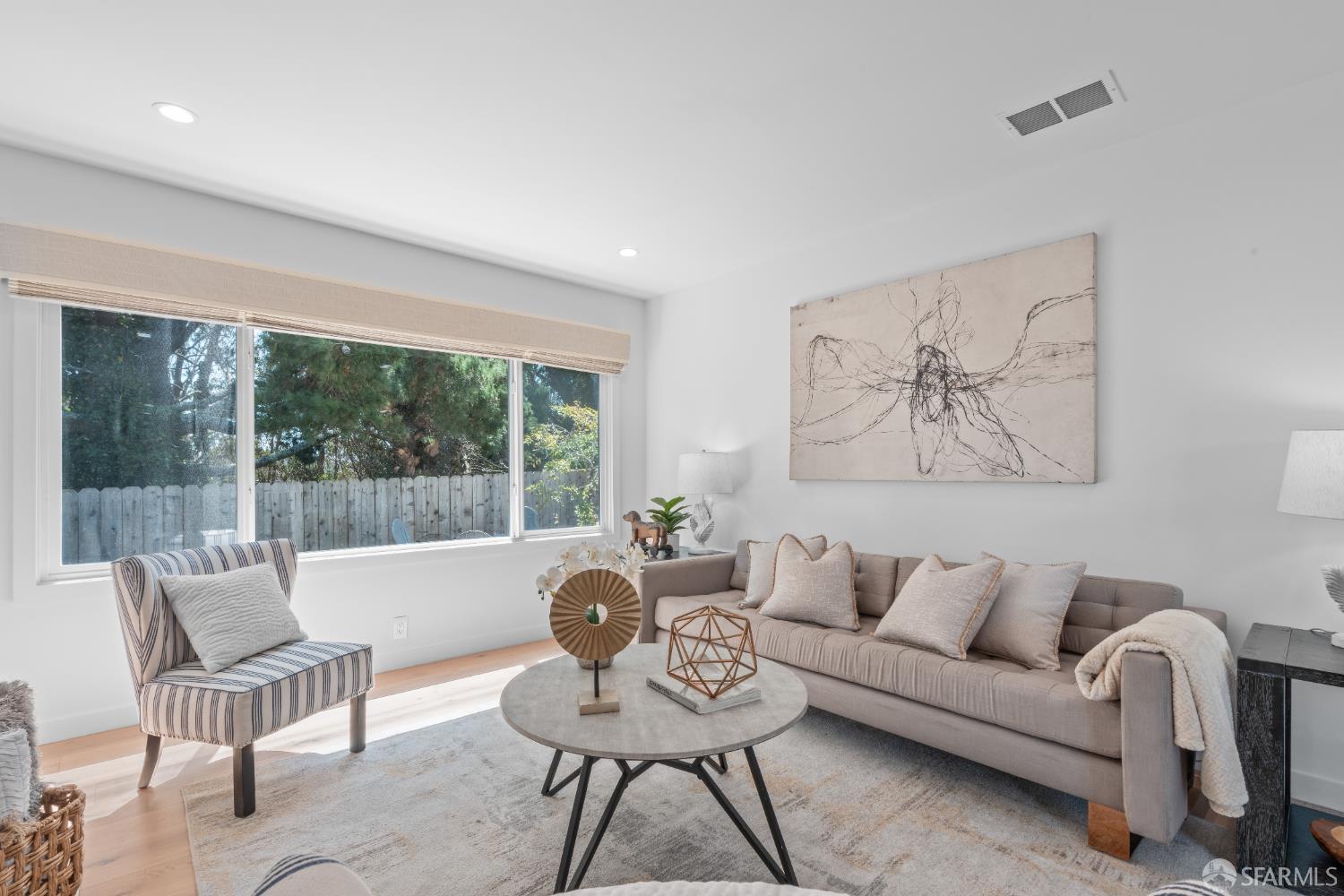 Detail Gallery Image 14 of 49 For 2491 Catalpa Way, San Bruno,  CA 94066 - 3 Beds | 2 Baths